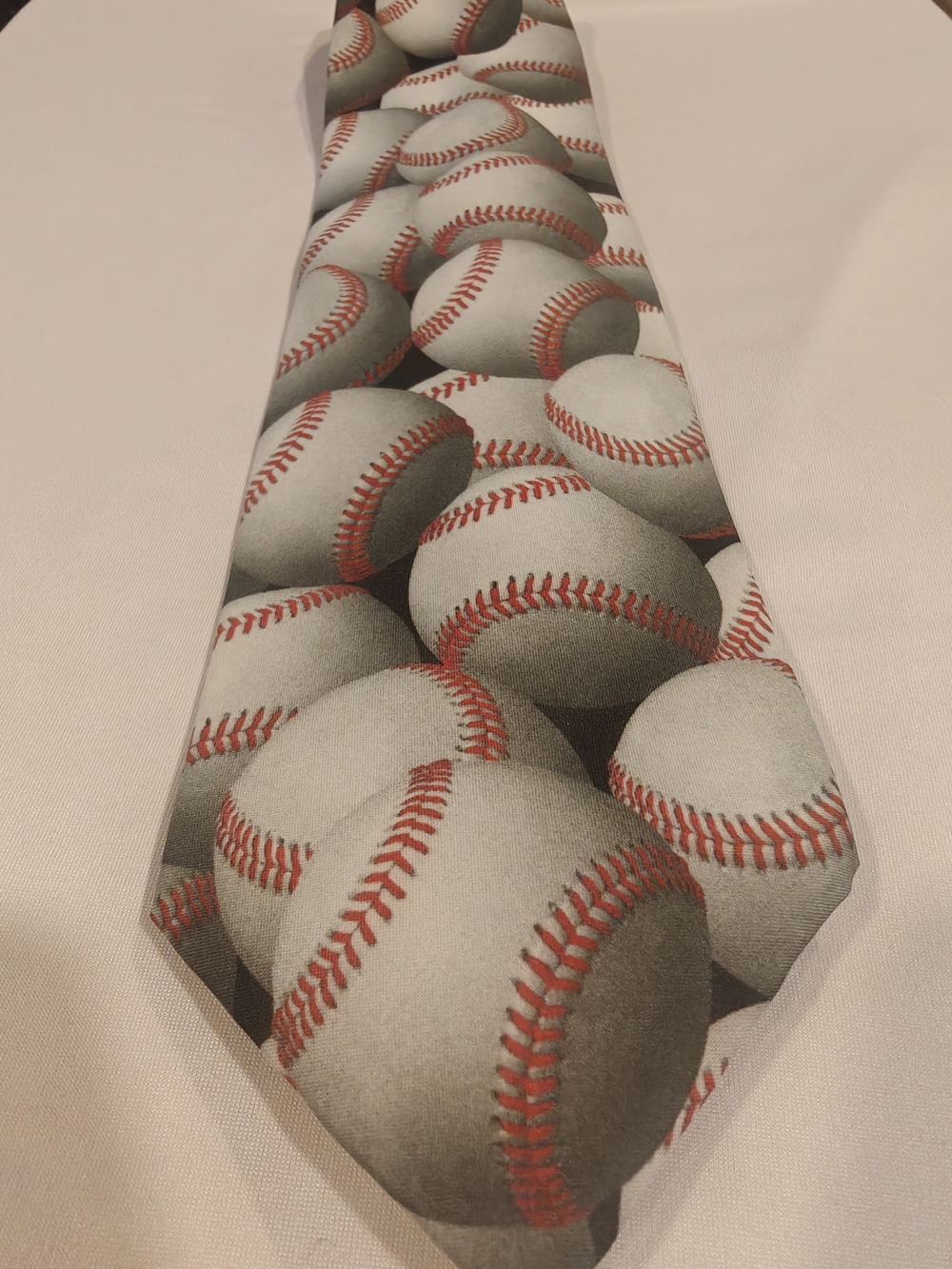 Ralph Marlin Baseball-Print Tie in White and Red